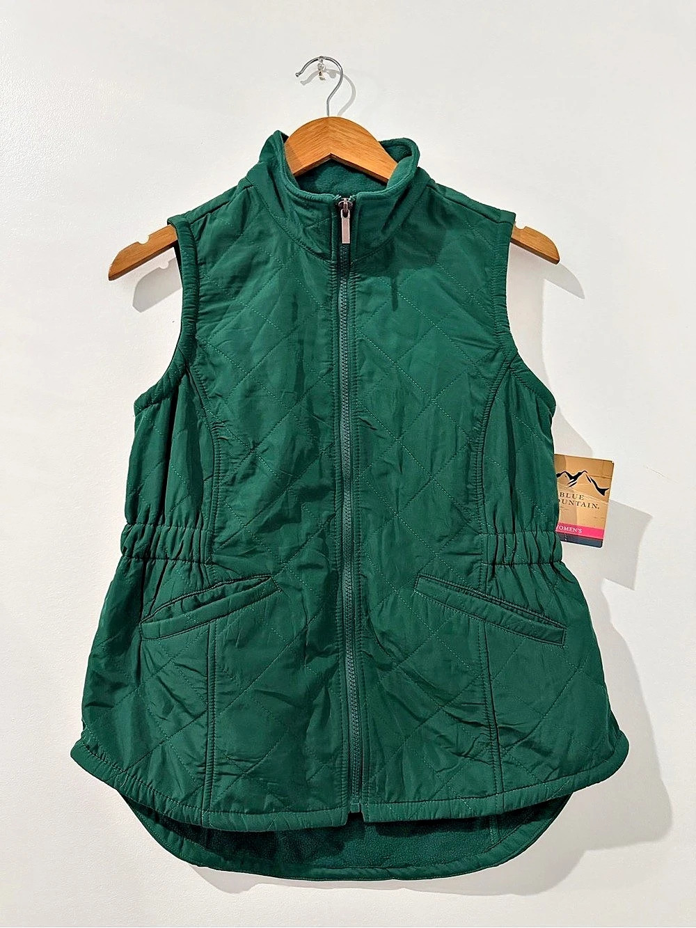 Blue Mountain Quilted Vest in Green & Black XS NWT